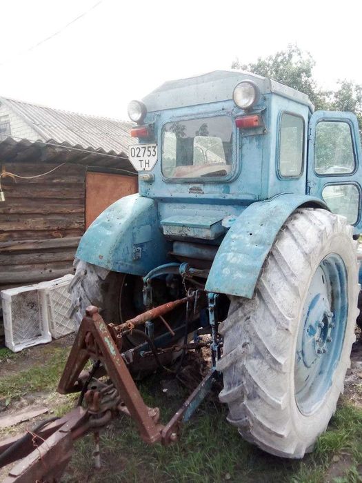 Продам трактор Т-40
