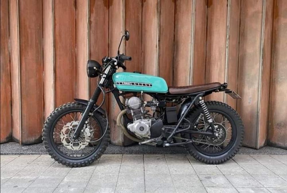 YAMAHA SR 125 Costumized