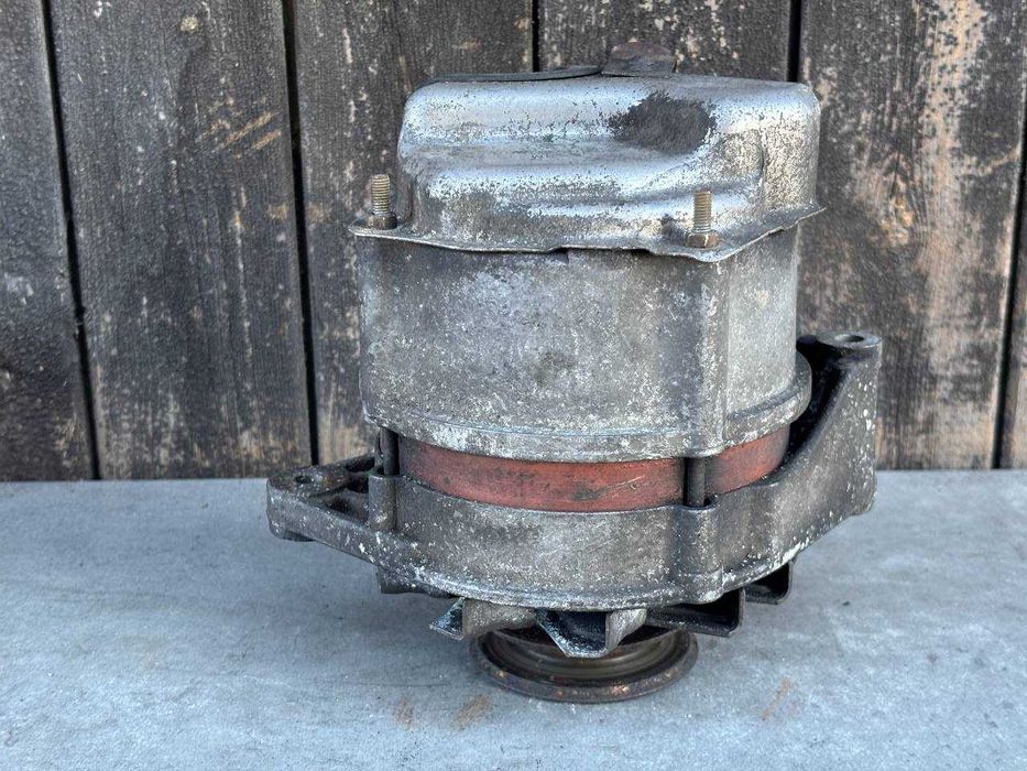 Генератор Opel Astra F Kadett E Vectra A Calibra A 1.6 D 1.7 D 2.0 16V