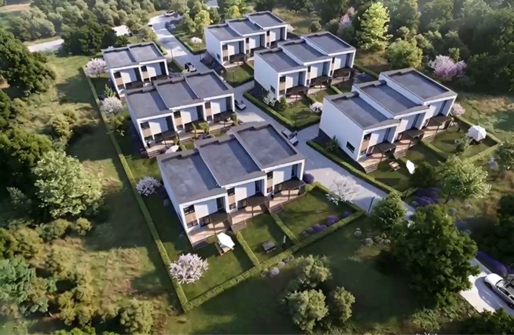 Продаж будинків та землі біля м. Львів( Поршна)