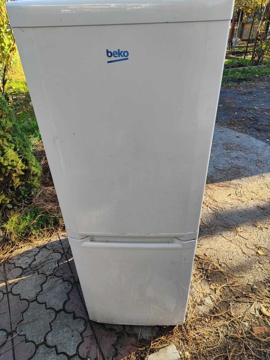 Lodowka Beko pojemniki szuflady półki