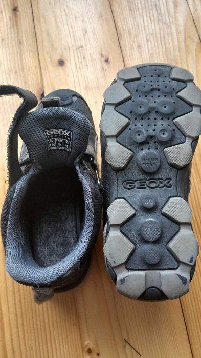 Зимові черевики Geox розмір 30