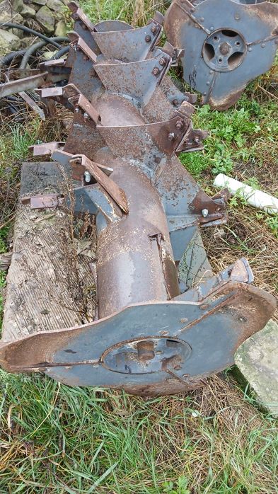 Wały rozrzutnika Peard