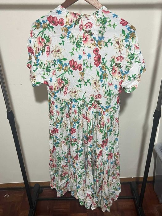 Pack 3 Vestidos Florais M/L – Muito Bom Estado