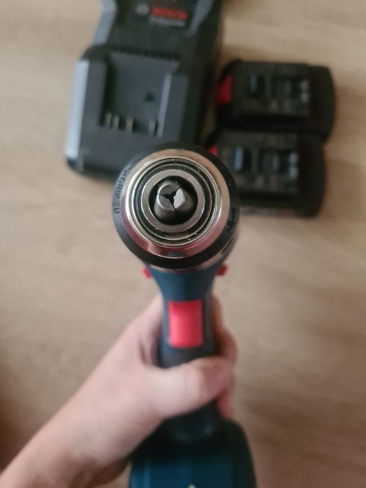 Wiertarko wkrętarka Bosch Professional GSB 18V-21