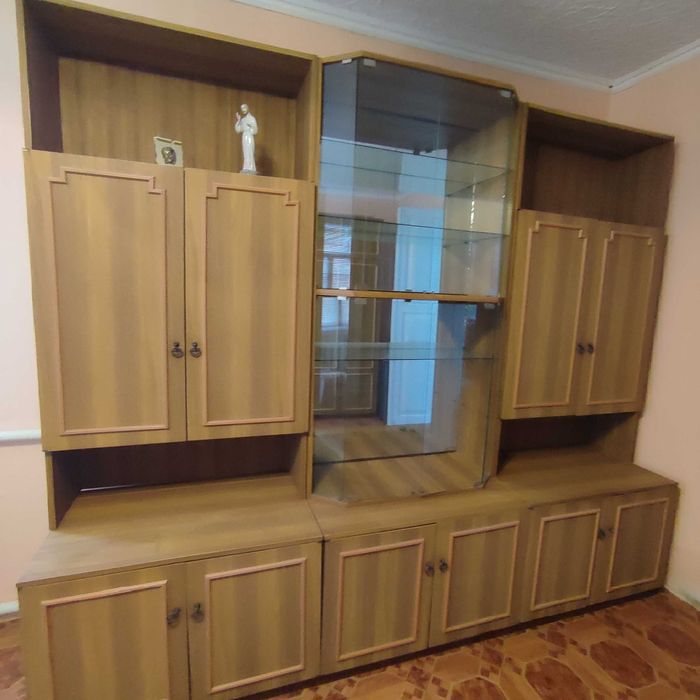 Стінка для кімнати