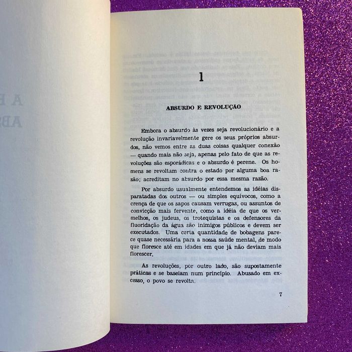 A era do absurdo - O fim do consenso racional (portes incluídos)