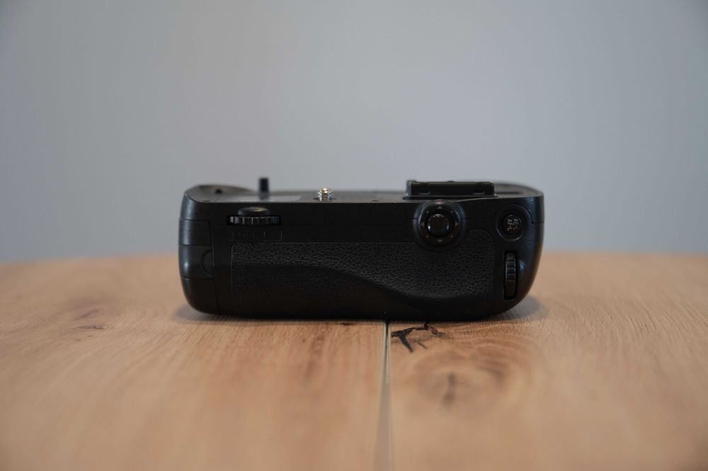 Grip Nikon D7100 D7200