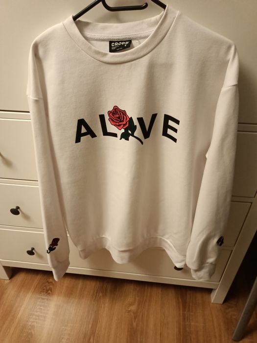 Bluza młodzieżowa CROPP z różą rozmiar S