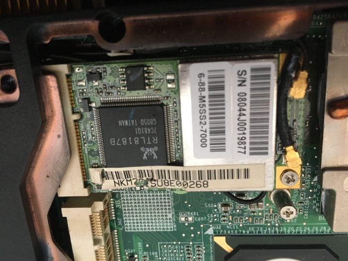 Peças Portátil INSYS M761SU - ecrã-dissipador-colunas-wifi-etc