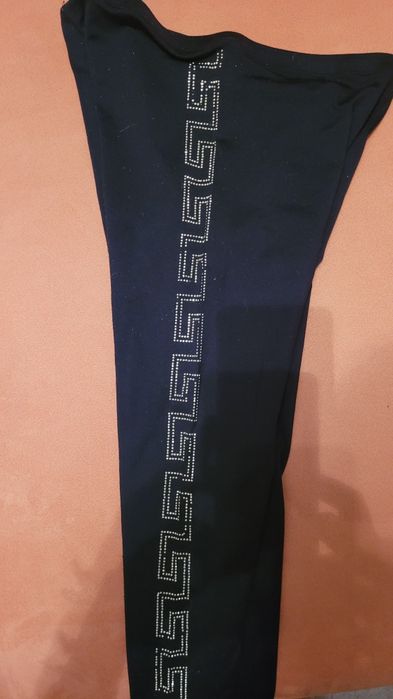 Legginsy Versace dla H&M