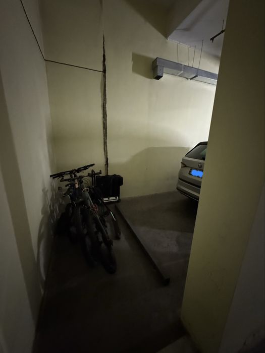 Продам паркомісце ЖК Перовський