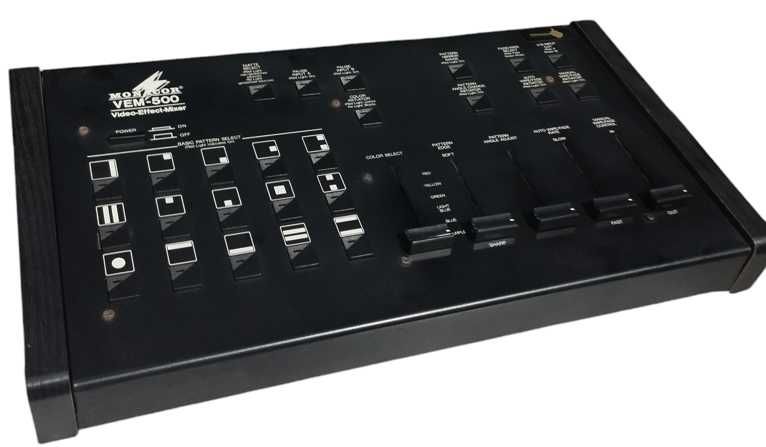 mesa de efeitos para cassetes VHS MONACOR VEM-500