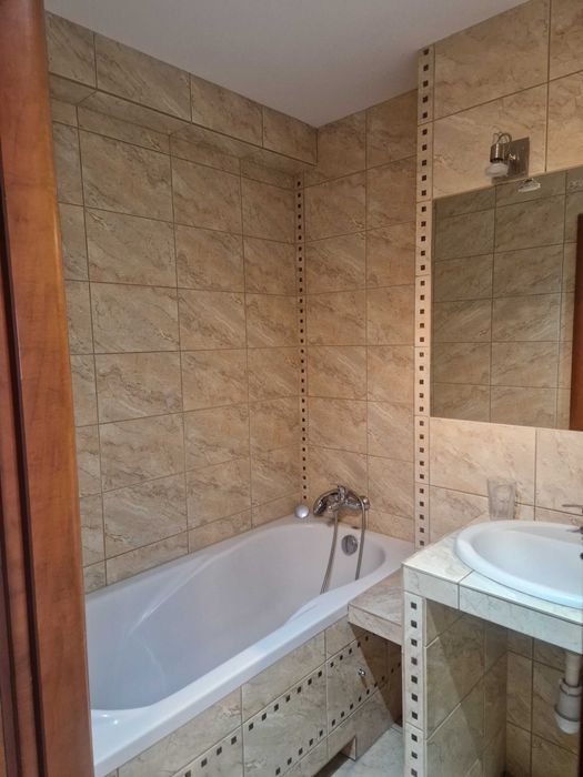 Kawalerka w Opolu (centrum) do wynajęcia, 46m2, pokój + kuchnia.