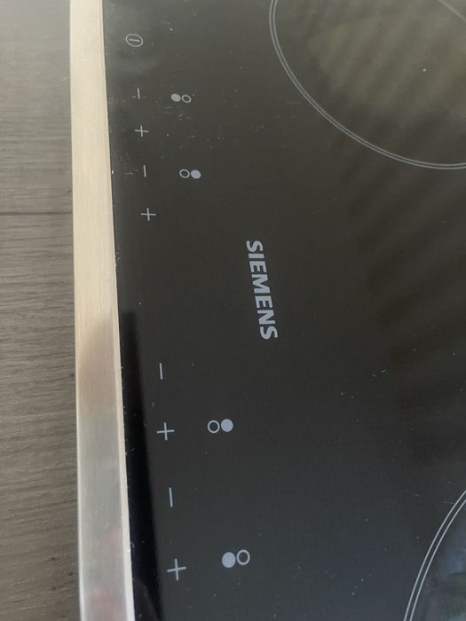 Варочна поверхня Siemens