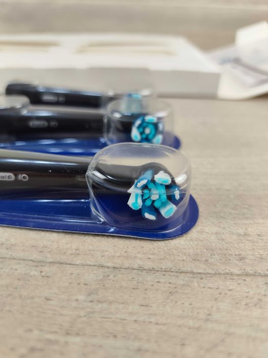 Oral-B iO Ultimate Clean Końcówka wymienna czarna 3 sztuki