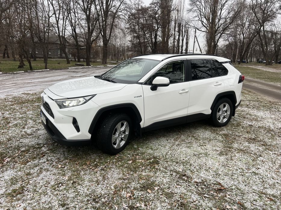 ОФІЦІЙНИЙ RAV 4 ГІБРИД