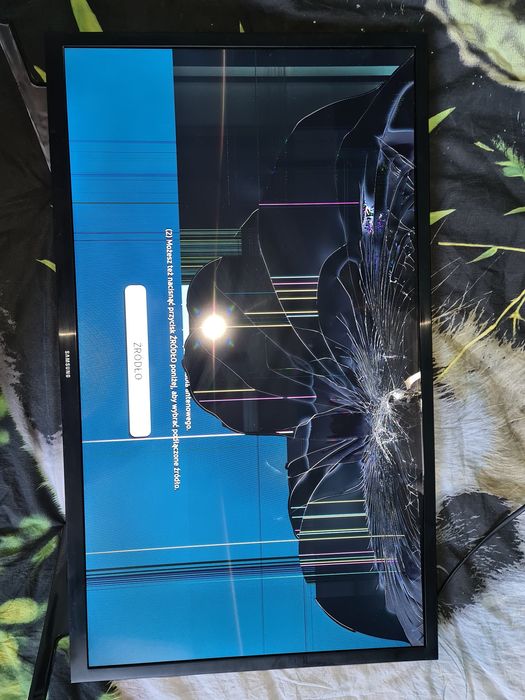 TV samsung uszkodzony 3 letni