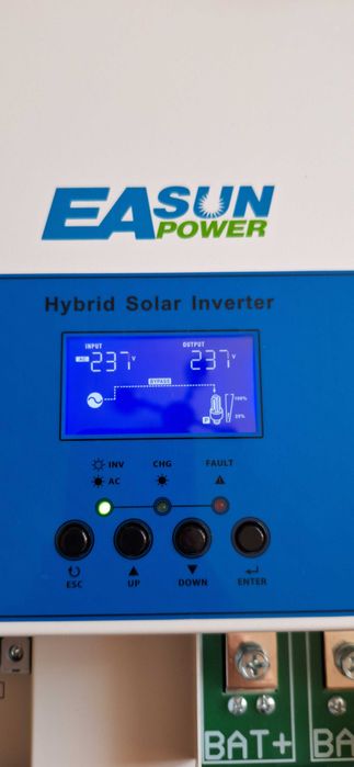 Falownik inwerter hybrydowy off grid Powland Easun 6.2kw 120A