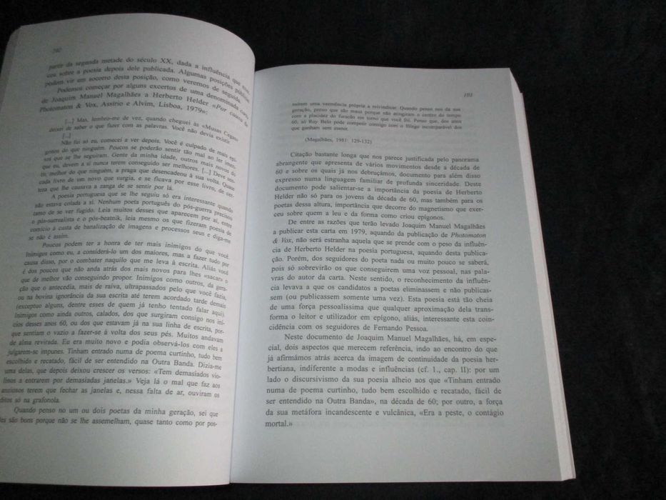 Livros Colecção Textos Universitários de Ciências Sociais e Humanas