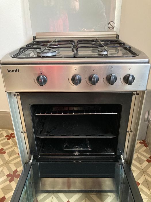 Fogão Kunft. Como novo