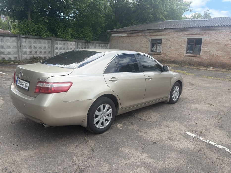 Toyota Camry 3.5 2008року