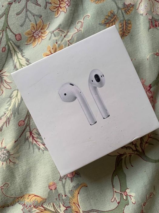 Auscultadores Bluetooth (Estilo AirPods) — GRATUITO
