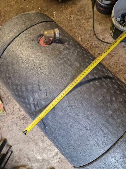 Zbiornik na wode z naczyniem przeponowym