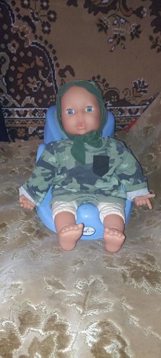 Вінтажна лялька хлопчик
