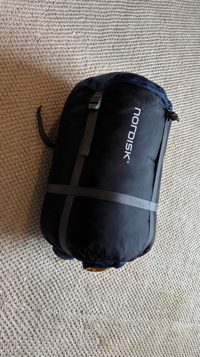 Saco-cama Nordisk Puk Mummy -10C M amarelo azul marinho azul