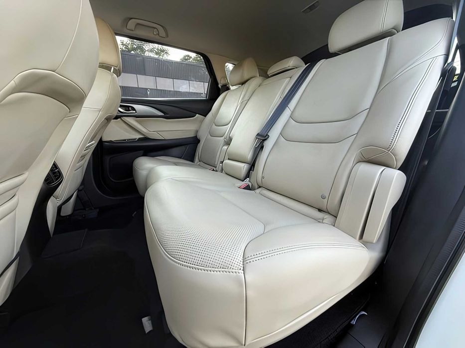 Mazda CX-9      2016