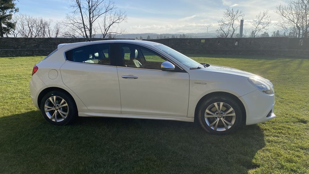 Alfa Romeo Giulietta 2.0 JTDM 140 KM | Sport | Skóra | DNA | 2011