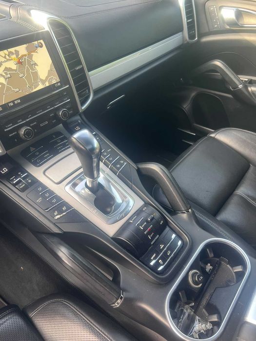 Porsche Cayenne 3.0 V6 Hibrid — photo 5