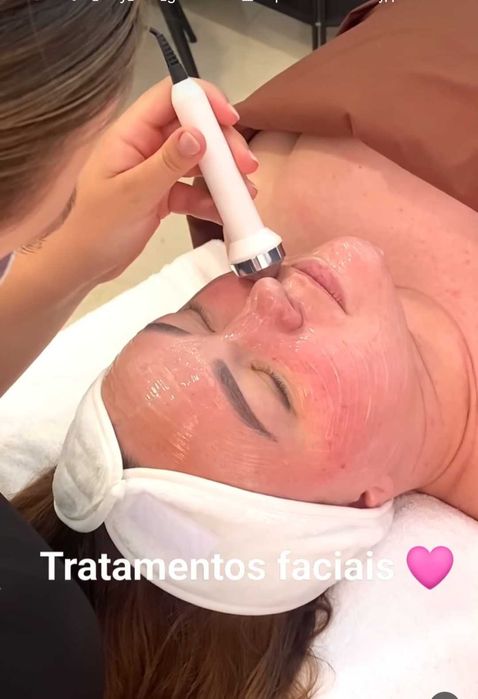 Limpeza da pele profissional, microagulhamento tratamentos faciais personalizados e massagem terapêutica