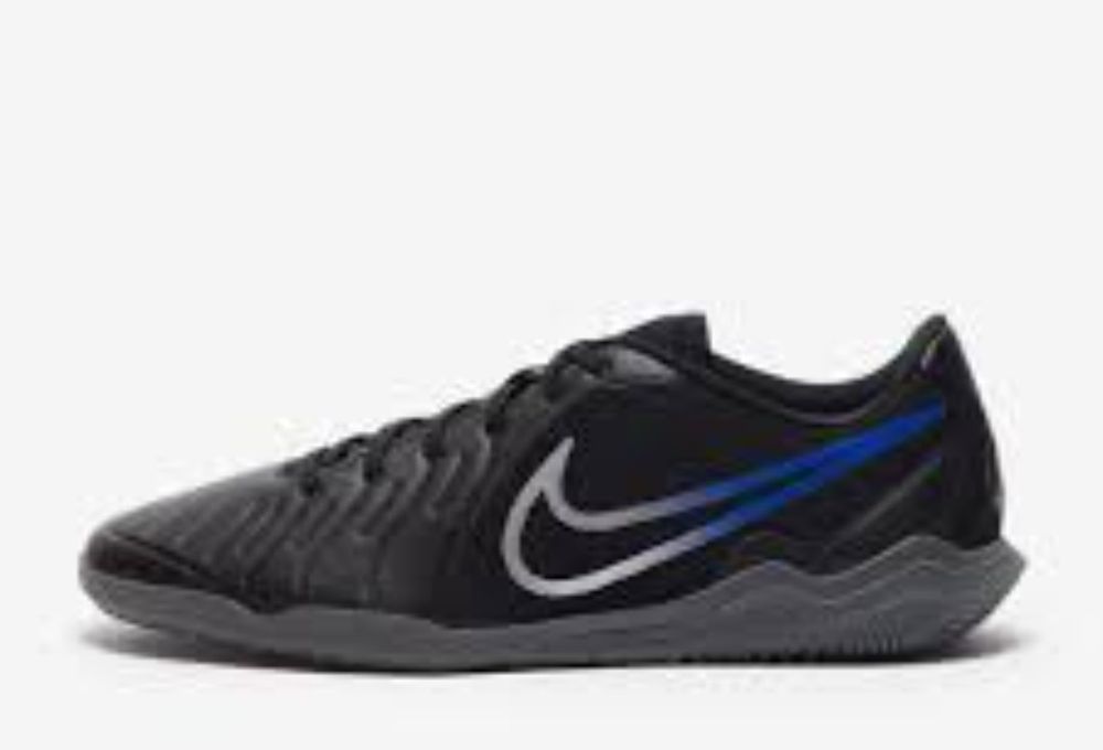 Футзалки nike legend 10 academy ic чорні.