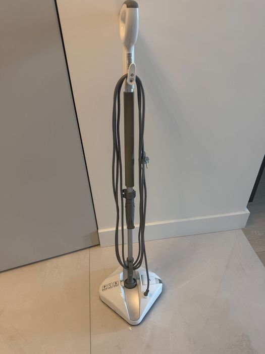 Mop parowy Hotpoint Ariston SM S15 CAW