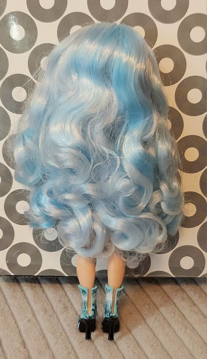 Лялька Rainbow High Рейнбоу Хай Крижинка Габріелла Айслі Gabriella Ice