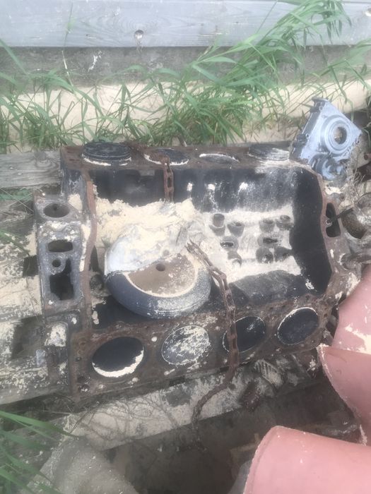 Запчастини зил 131