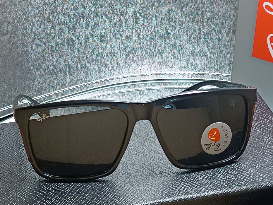 Брендові окуляри Ray Ban  з футляром.