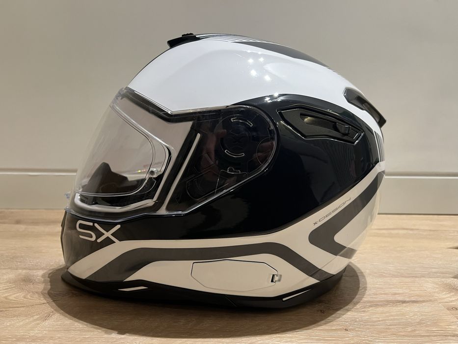 Capacete Nexx SX100 com Viseira Solar