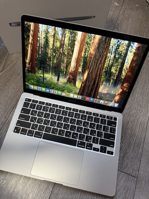 macbook air 13 (2020 рік) m1 процесор