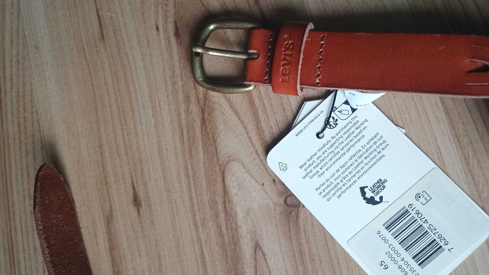 Levis damskie pasek Nowy