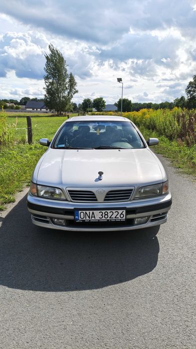 Nissan Maxima QX A32 2.0 v6