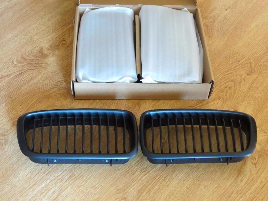 Решетка радиатора ноздри BMW Е38 E38 E39 е39 E46 е46 E53 е53 E70 E30