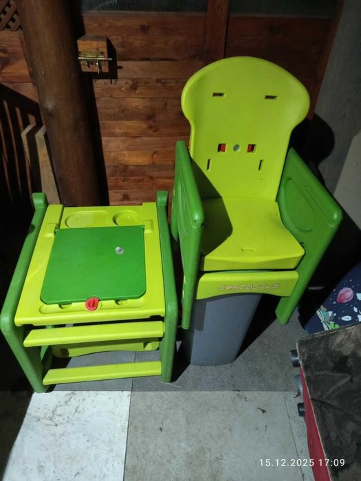 Arti Krzesełko Cesar II 006 New Green Crocodile krzesło i stolik 2w1