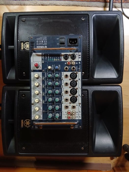 Yamaha stagepas 300