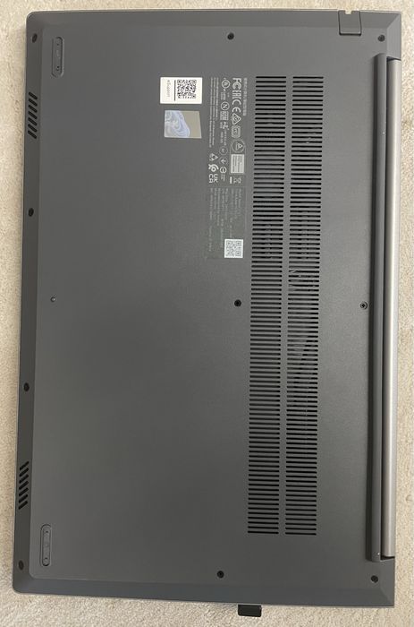 Laptop Lenovo 11th gen intel(r) core(tm) i7 - 1165g7  usado