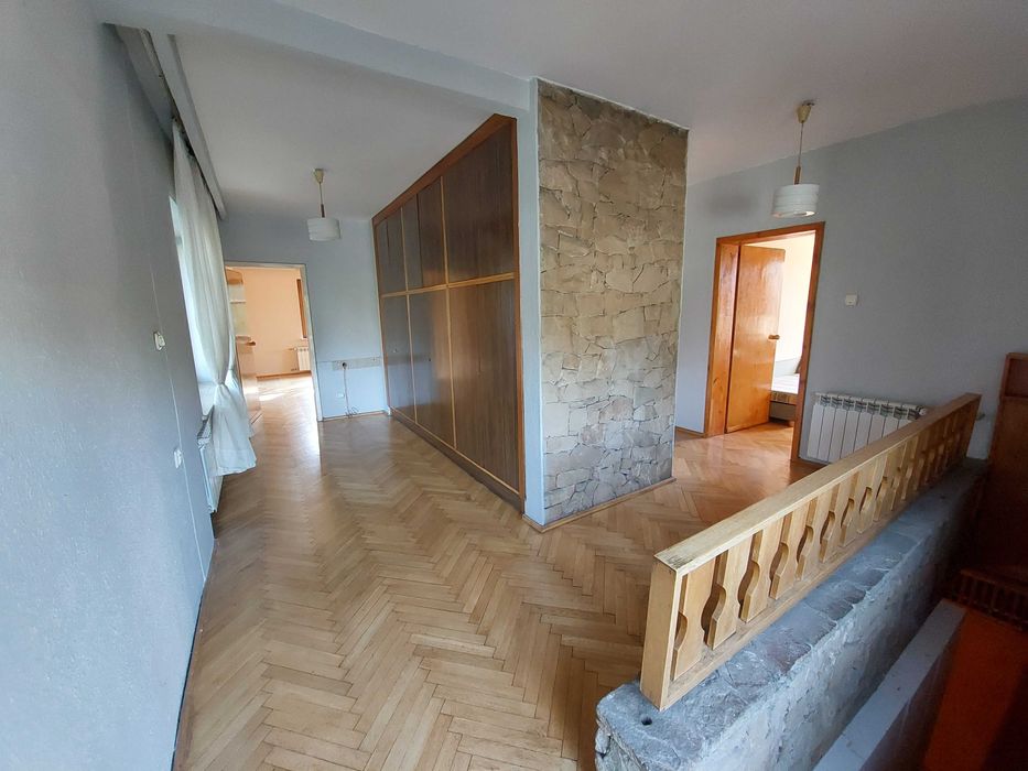 Dom z dużą działką inwestycyjną 3800 m2