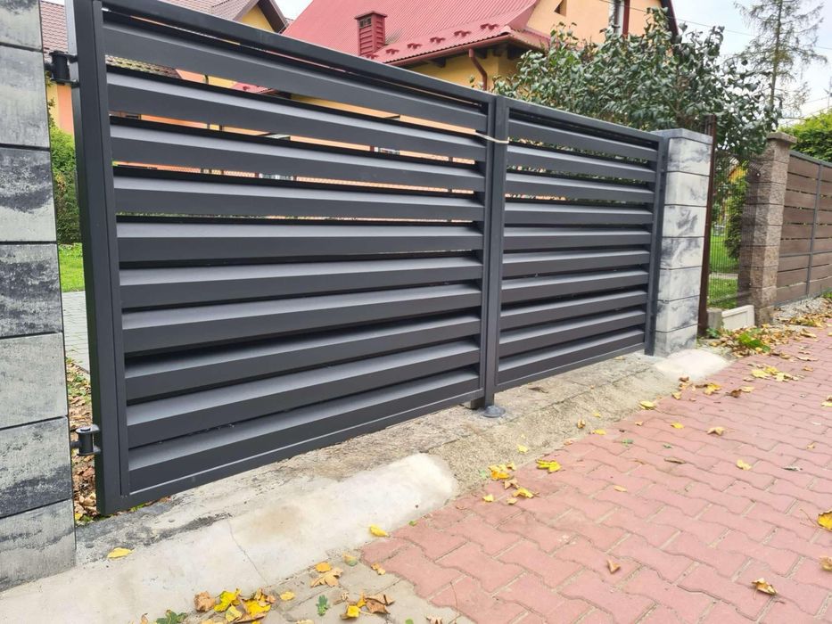 Nowoczesny panel ogrodzeniowe typ żaluzja z blachy powlekanej 2,5x1,25