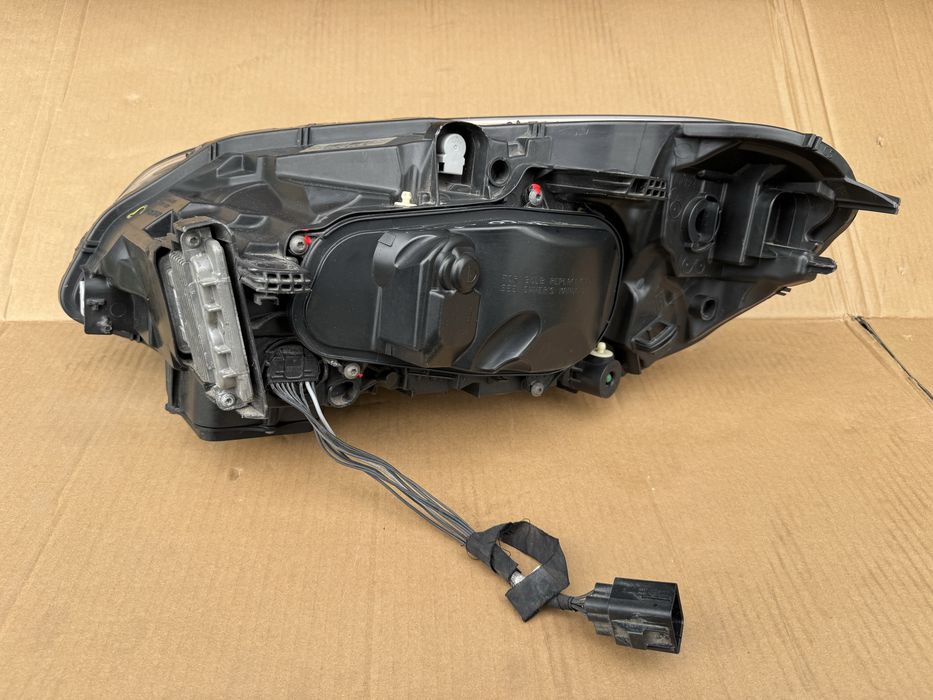 Volvo xc60 bi-xenon ADB europa lift 31395.897